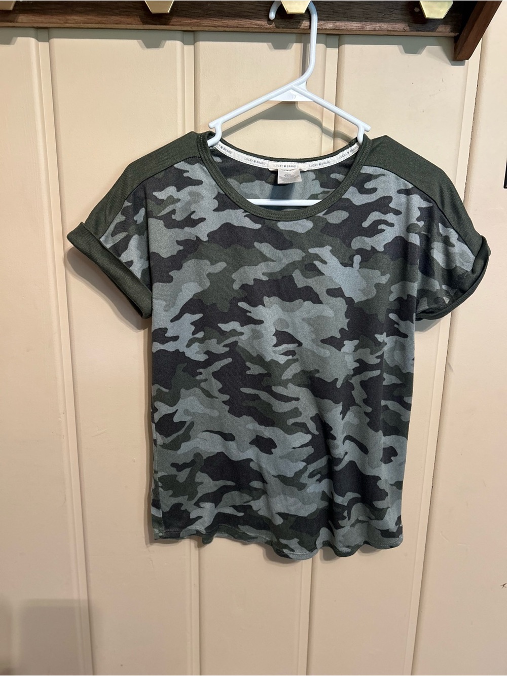 Lucky Brand Green Camo Short Sleeve Tee